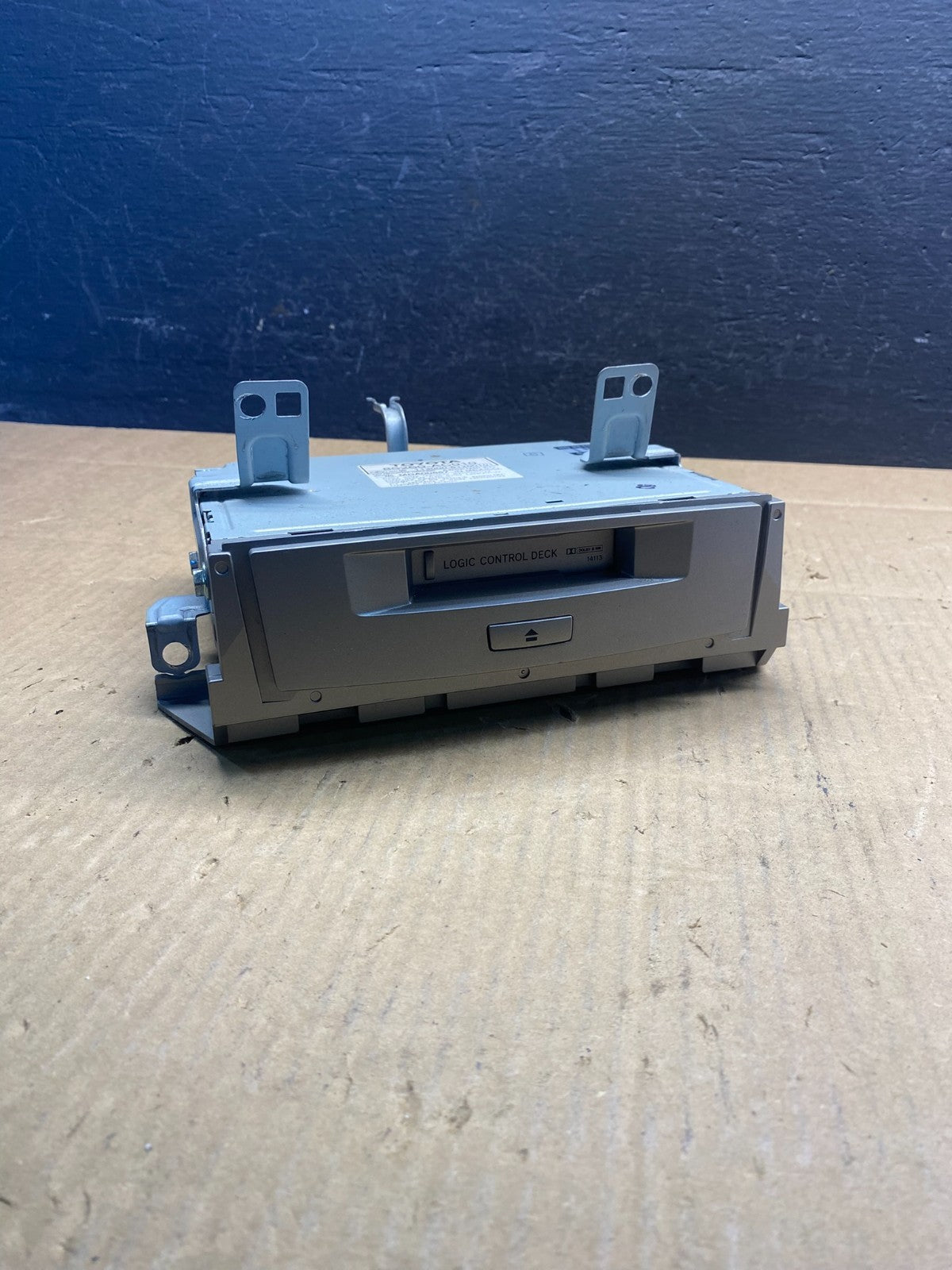 2005 2006 2007 Toyota Avalon Stereo Cassette Player AD1586 DW0