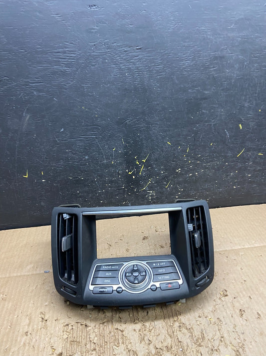 2010 to 2013 Infiniti G37 Radio Player Climate Control Panel Bezel V7887 DG0