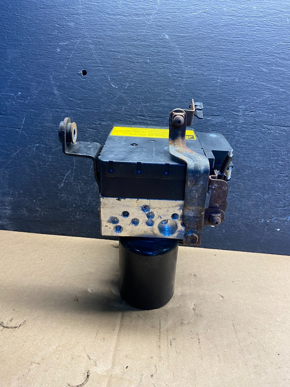 2004 - 2009 Toyota Prius ABS Brake Pump Anti Lock Module AF9300 DG3