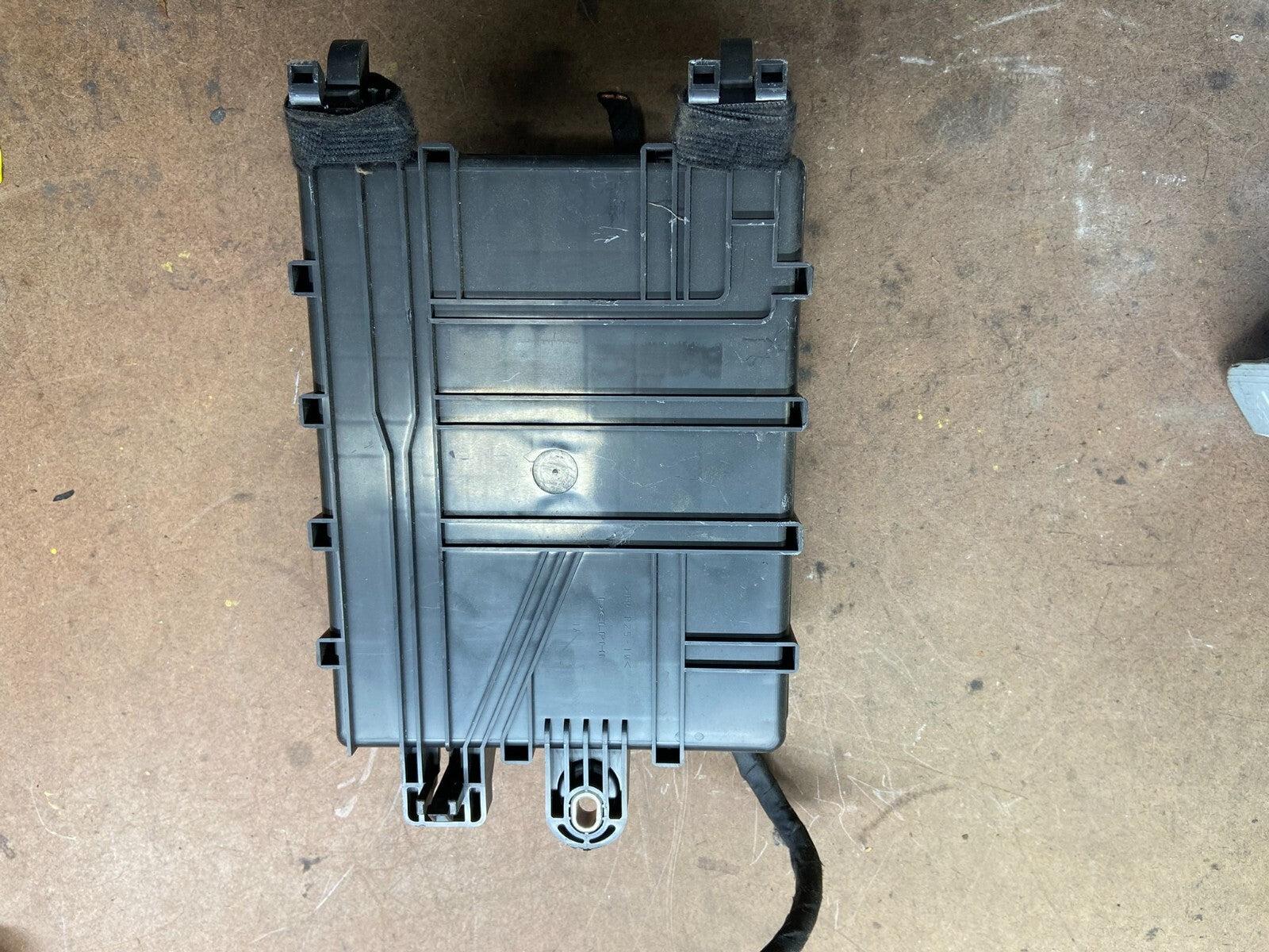 2013 to 2017 Cadillac ATS Cabin Fuse Relay Box Fusebox 22959737 L4294 PS1