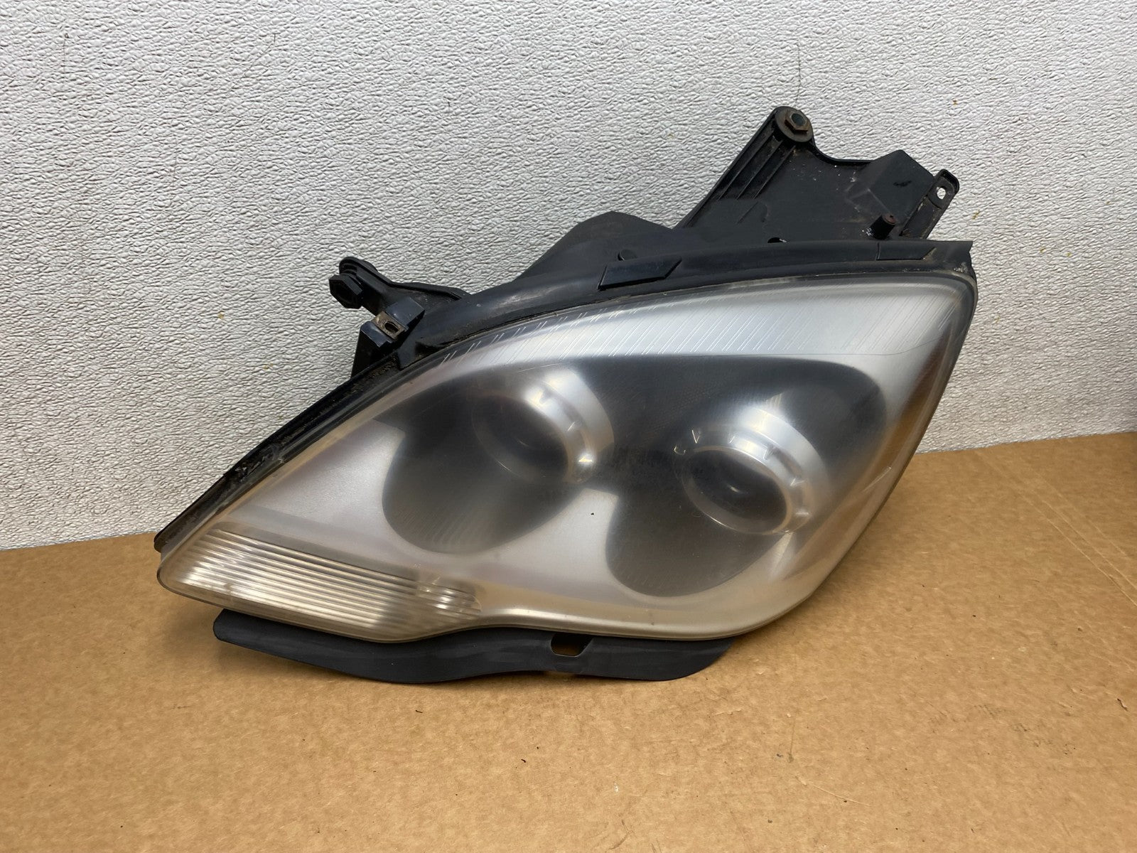 2007 to 2012 Gmc Acadia Halogen Headlight Left Driver LH Side Oem S5410 DW0