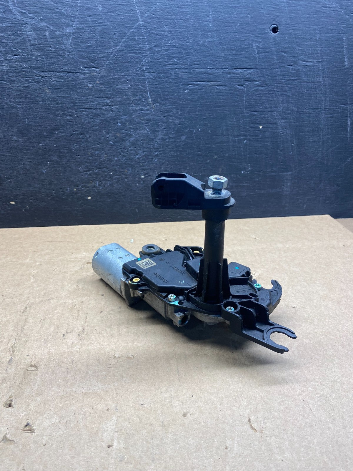 2018 to 2021 Ford EcoSport Rear Windshield Wiper Motor AG9614 DG3