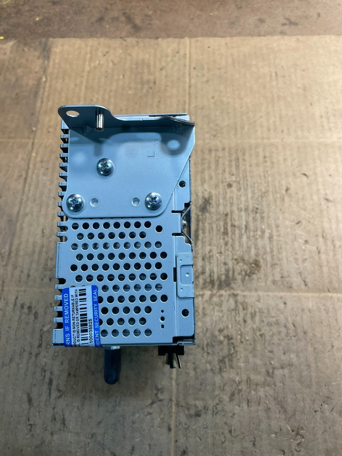 2013 to 2014 Ford Explorer Audio Equipment Radio Receiver AM FM CD y7399 DG2