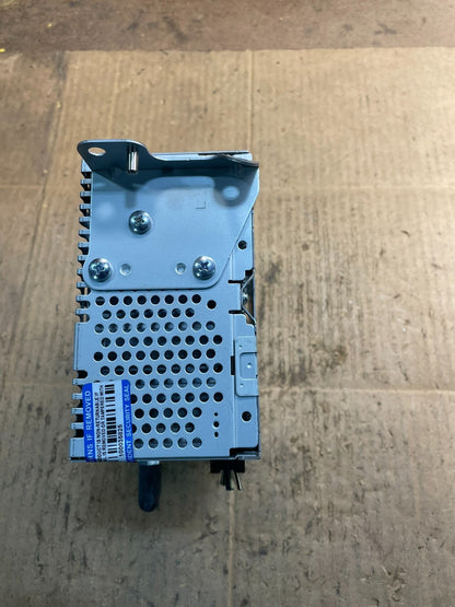 2013 to 2014 Ford Explorer Audio Equipment Radio Receiver AM FM CD y7399 DG2