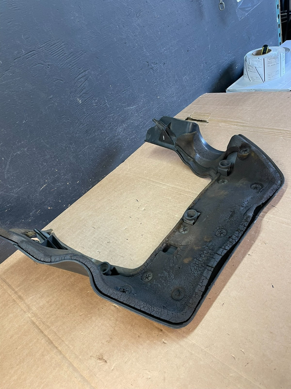 2008 to 2009 Jeep Grand Cherokee 4.7L Engine Cover AE83683