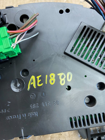 2003 to 2006 Sprinter 2500 3500 Instrument Speedometer Gauge Cluster AE1880 DG7