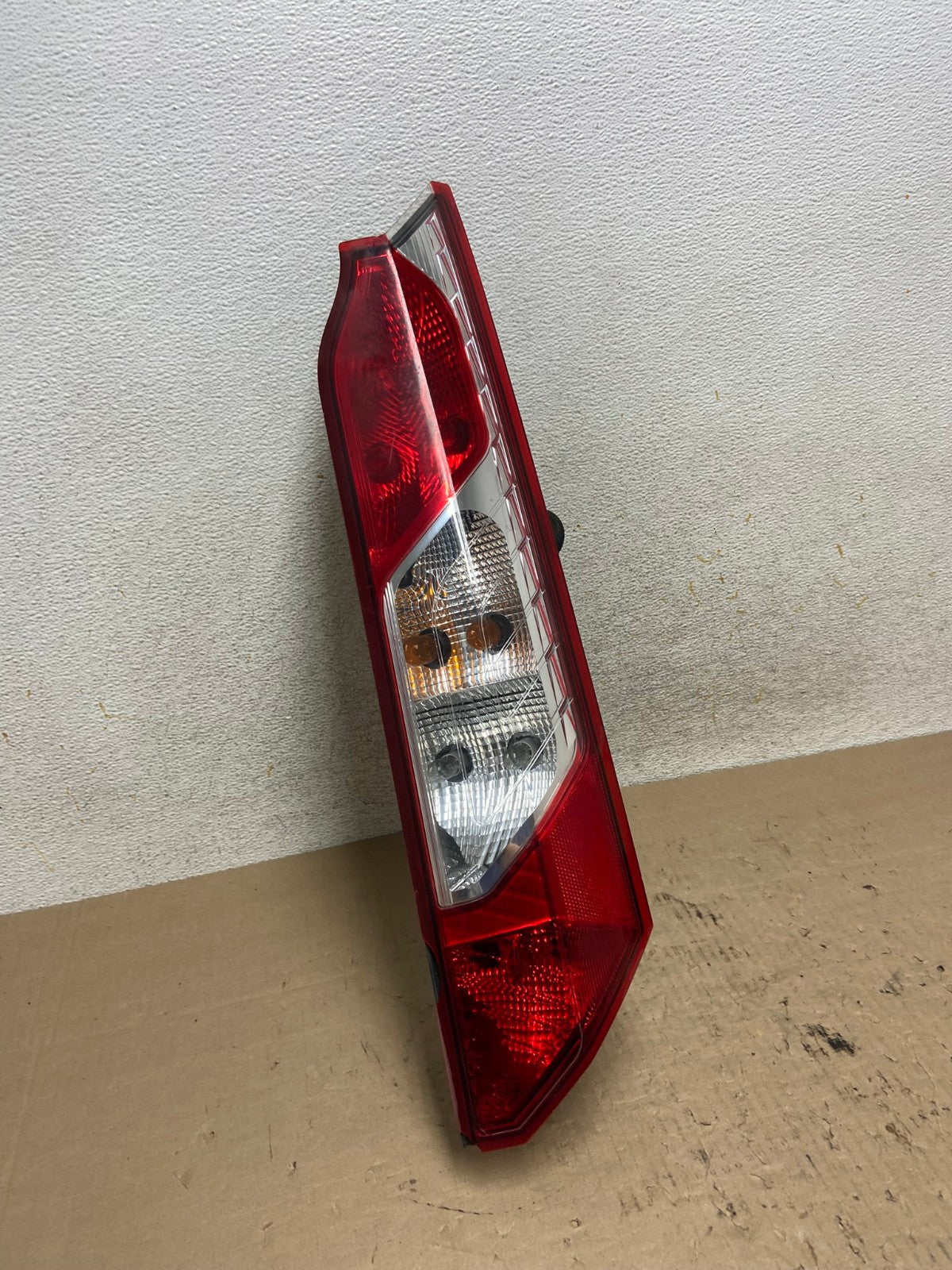 2014 to 2021 Ford Transit Connect Right Passenger Side Tail Light AI2381 LK2