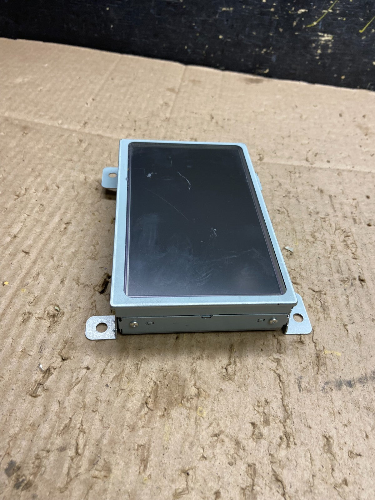 2010 - 2011 Chevrolet Equinox Radio Display Screen Information Dash Oem y7939 DG3