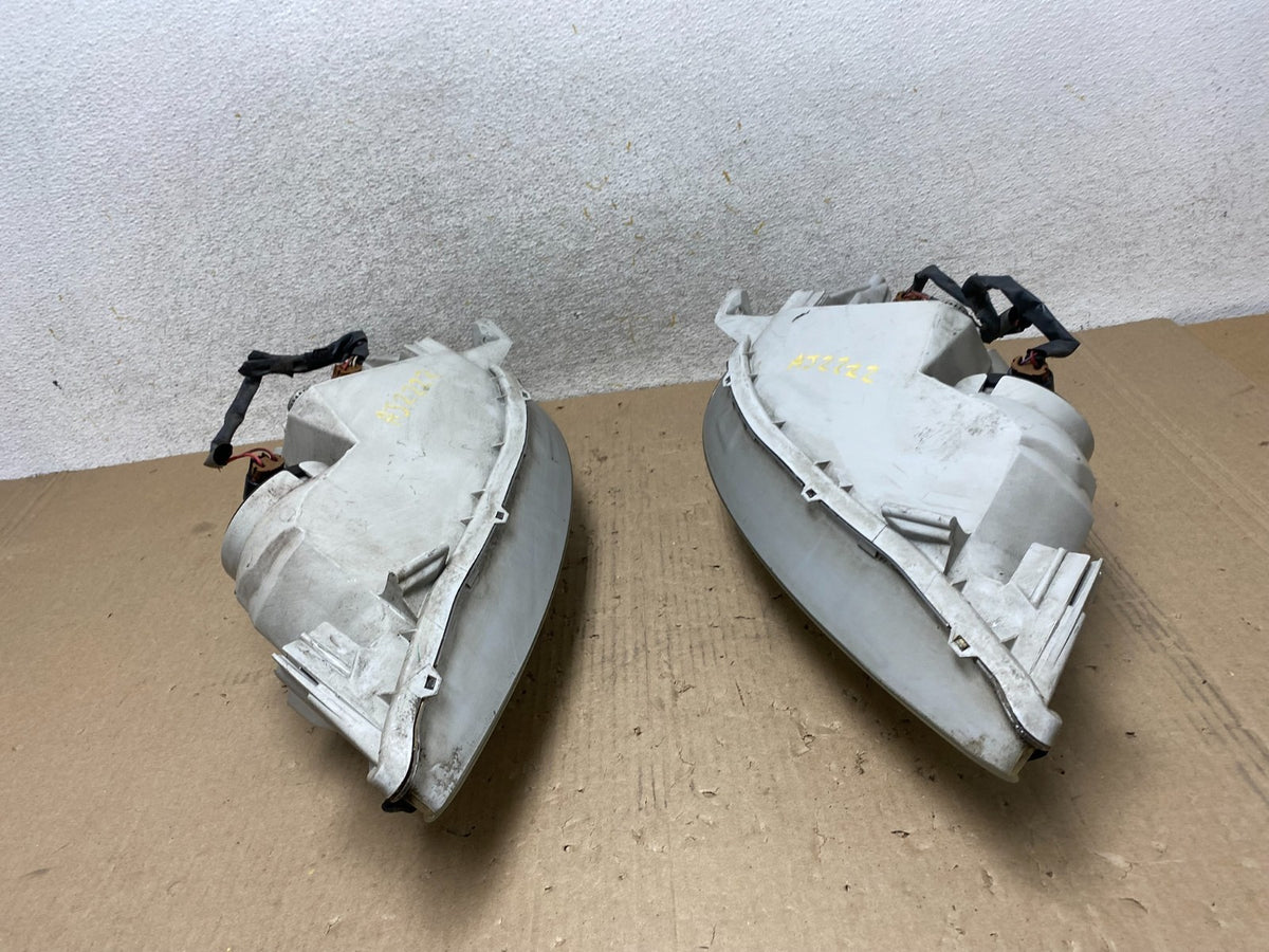2002 2003 2004 Toyota Camry Left+Right Set Side Halogen Headlights AJ2222 DW10