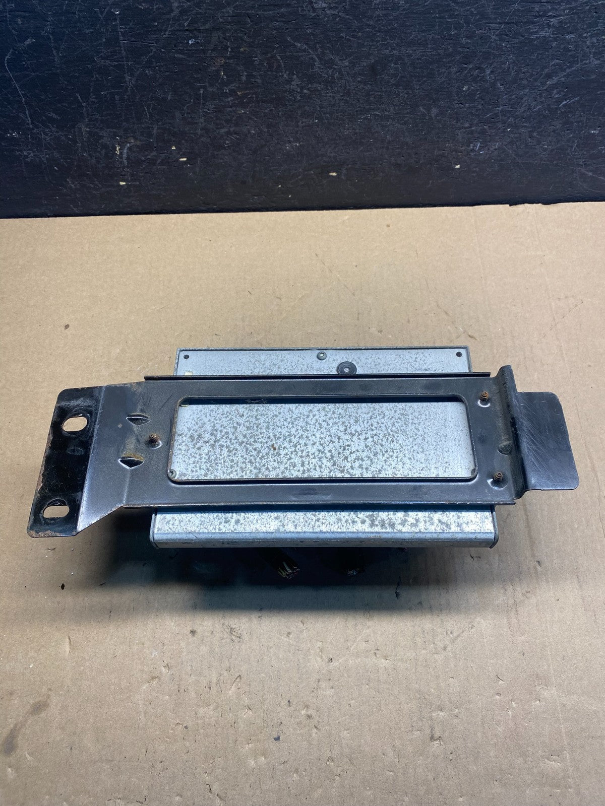 2004 Jeep Liberty 3.7L Engine ECU Computer Module ECM AE7463 DW1