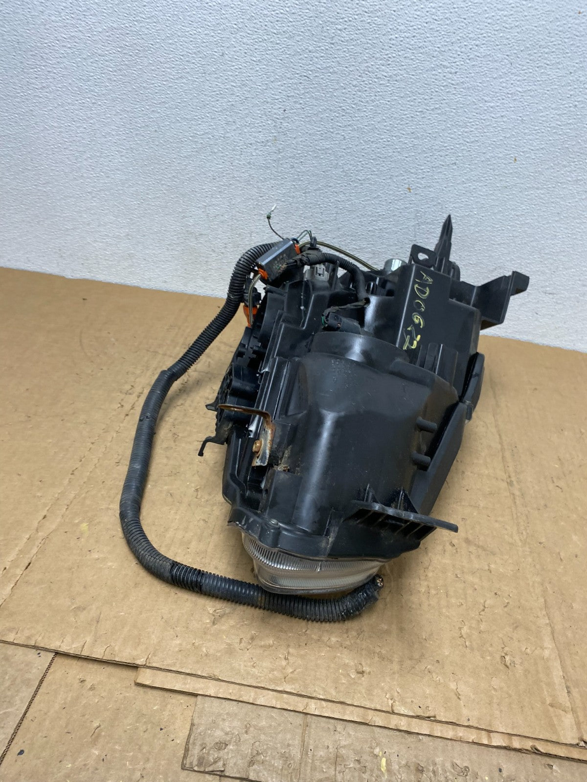 Halogen 2009 to 2014 Nissan Maxima Left Driver LH Side Headlight AD0627 DW6