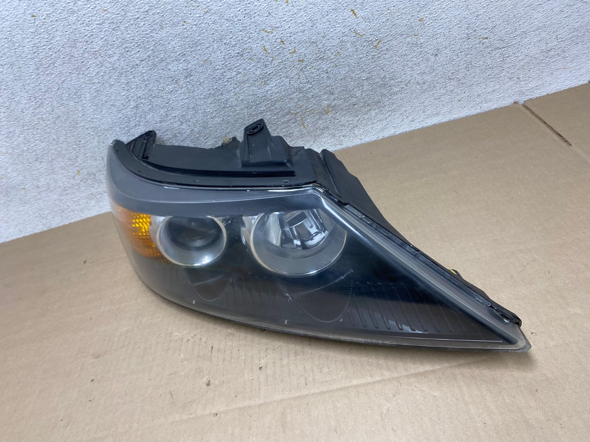 2011 to 2013 Kia Sorento Right Passenger RH Side Headlight Halogen AI1408 LK1