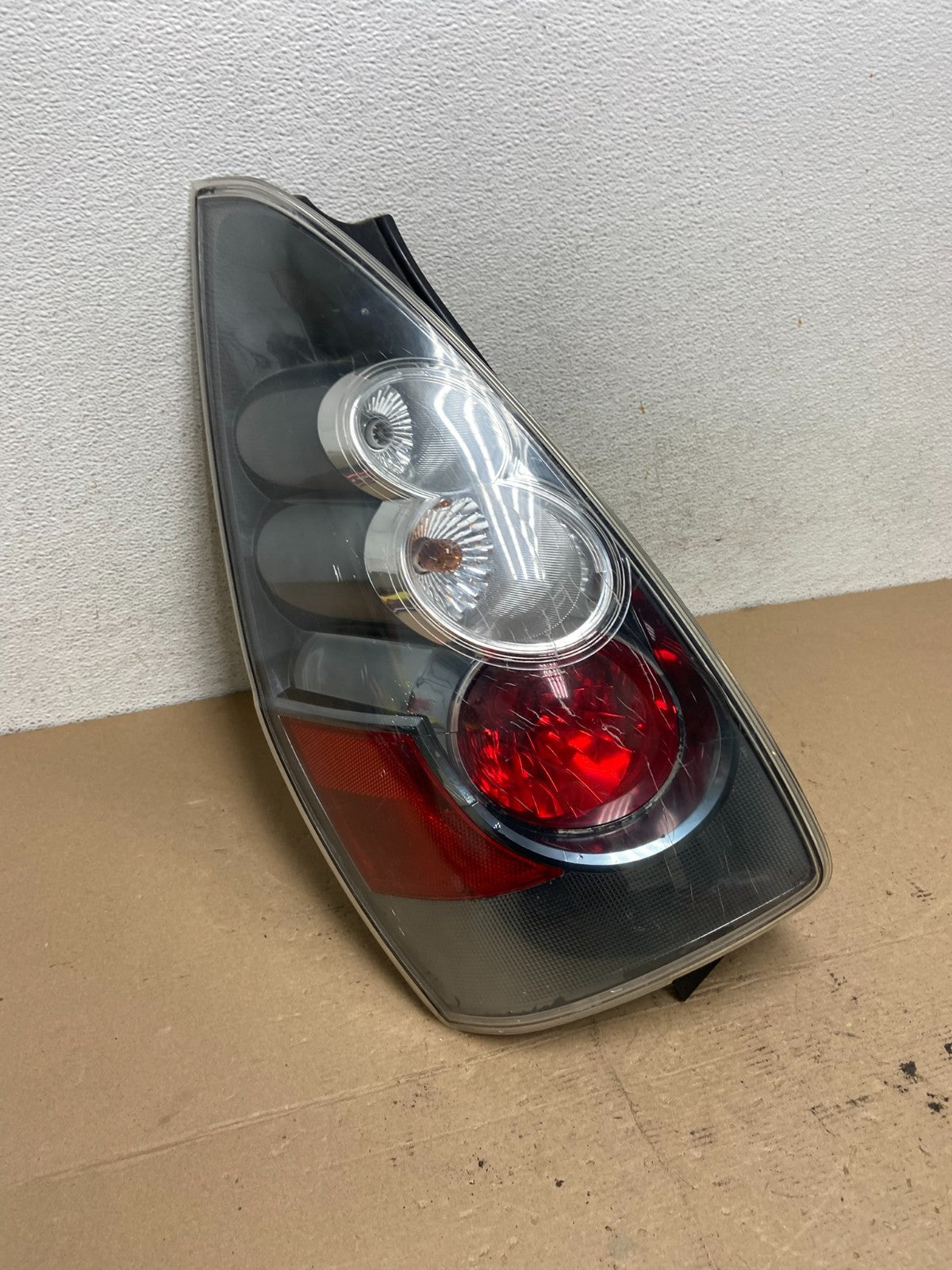 2006 2007 Mazda 5 Left Driver Side Tail Light AF4741 DW2