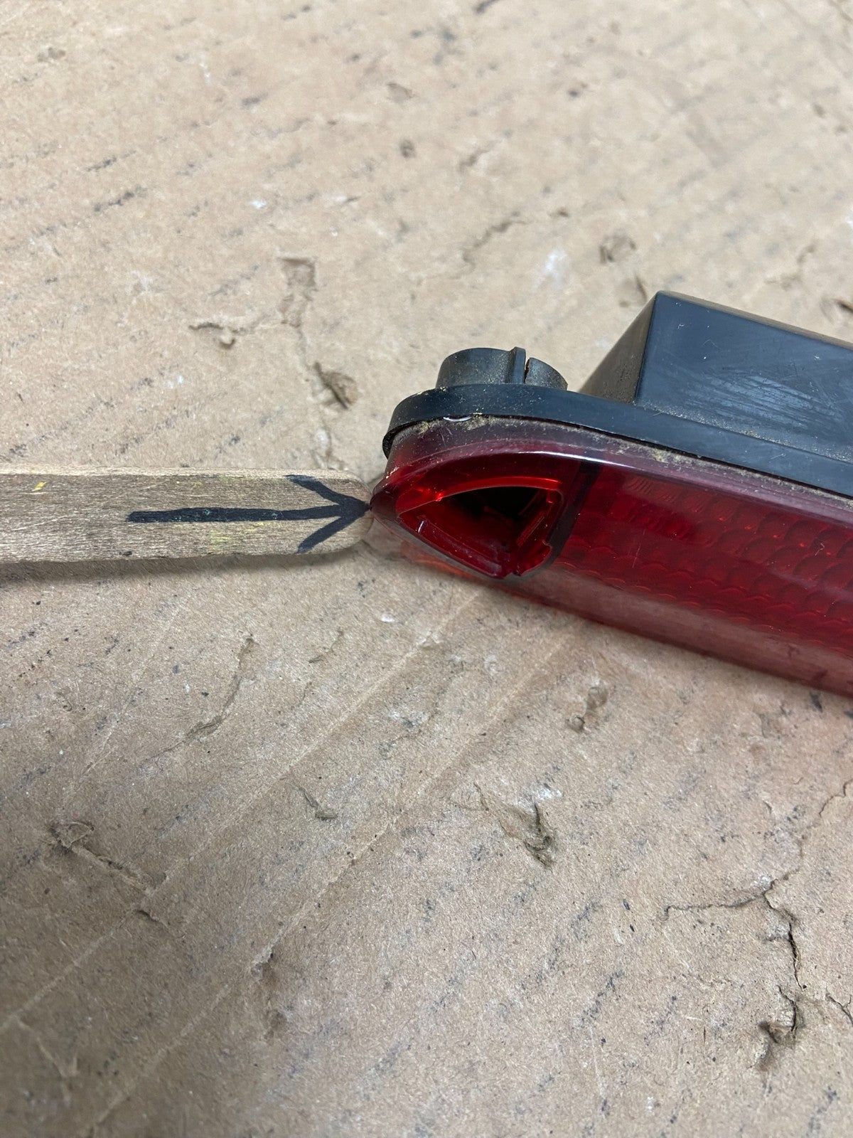 2003 to 2008 Honda Pilot High Mounted 3rd Third Stop Brake Light Lamp AD8170 DG3