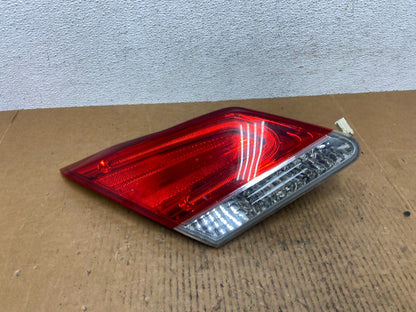 2011 to 2012 Toyota Avalon Left Driver Side Tail Light Inner AE03920