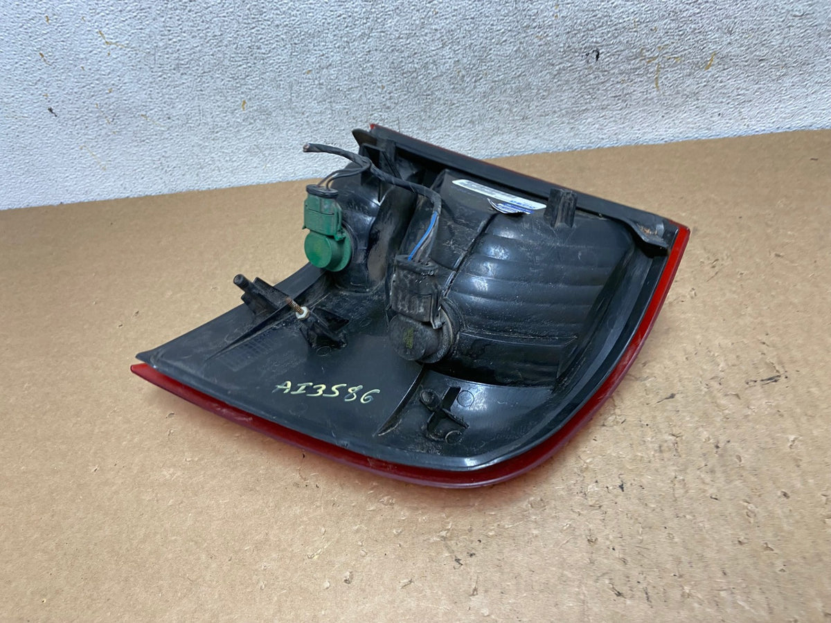 2002 to 2005 Ford Explorer Left Driver Lh Side Tail light DEPO AI3586 LK7
