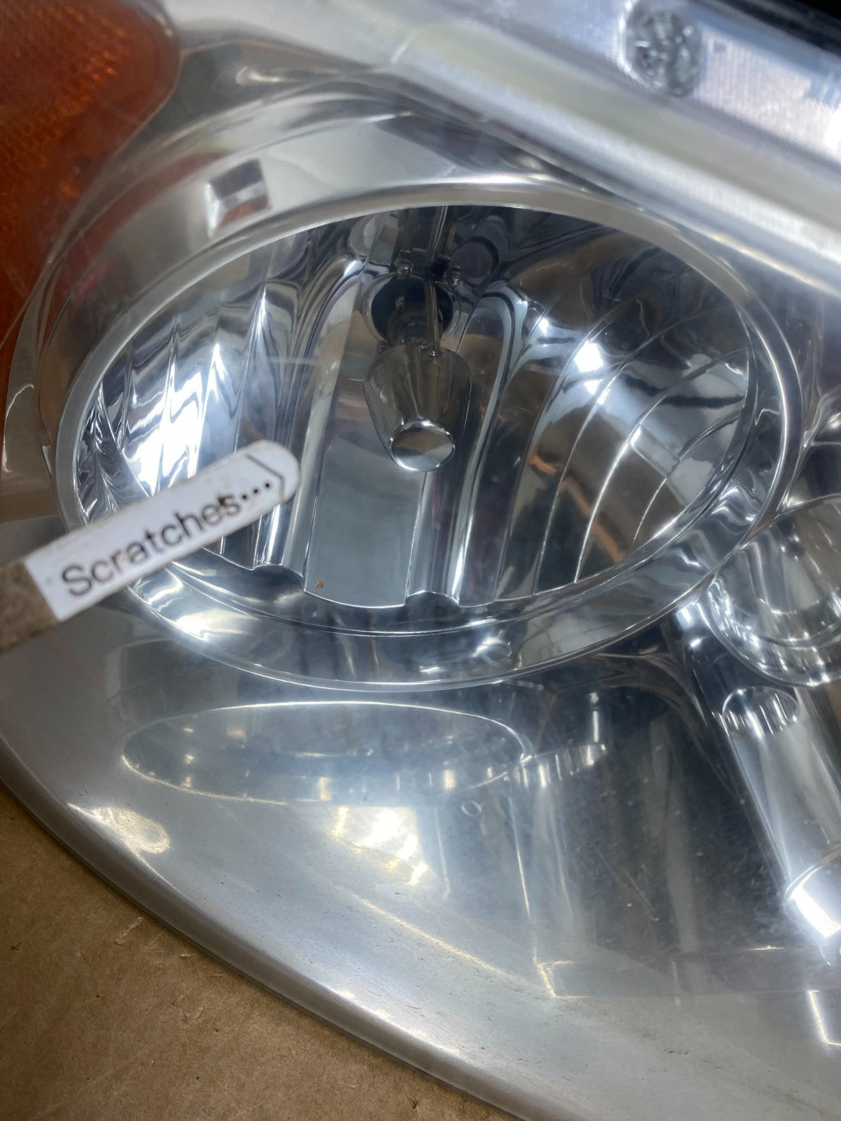 Halogen 2003-2006 Lincoln Navigator Left+Right Side Headlights AE0384 DW3