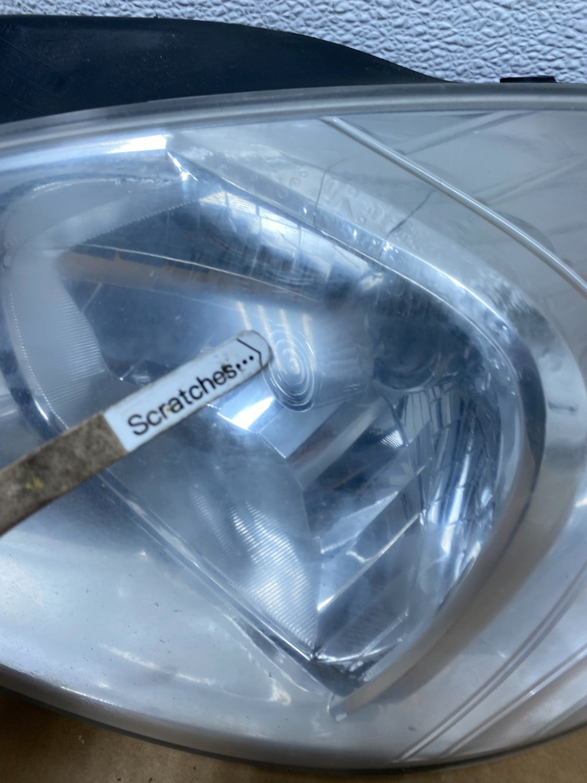 2006 to 2011 Hyundai Accent Sedan Left+Right Halogen Headlights AD5282 DW4