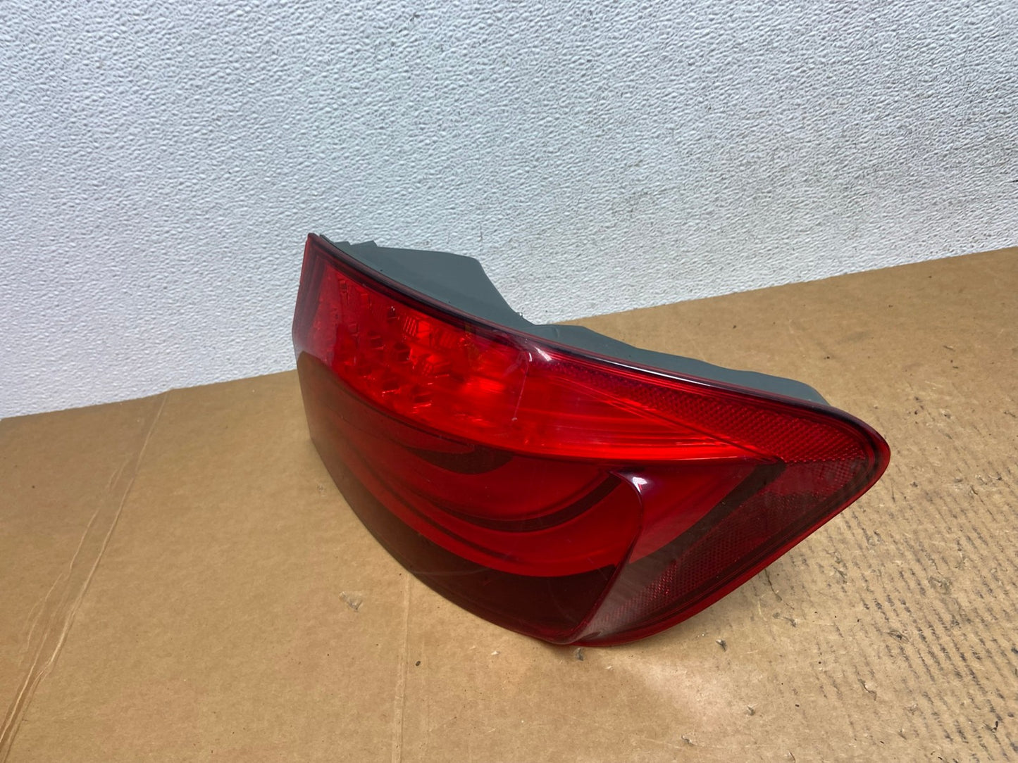 2011 2012 2013 BMW 5 Series F10 Right Passenger Rh Side Tail Light AE0604 LK1
