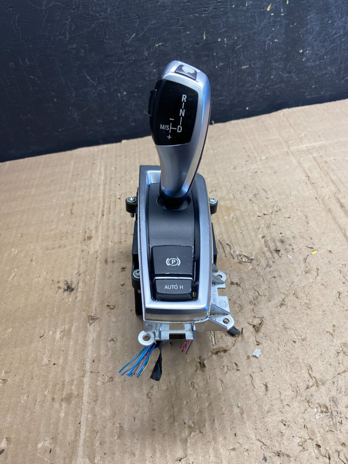 2010 to 2014 BMW X3 Shift Shifter Selector Gear AE1993 DG0