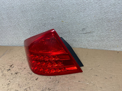 2003-2004 Infiniti G35 Left Driver Lh Side Tail Light Oem AA9791 LK1