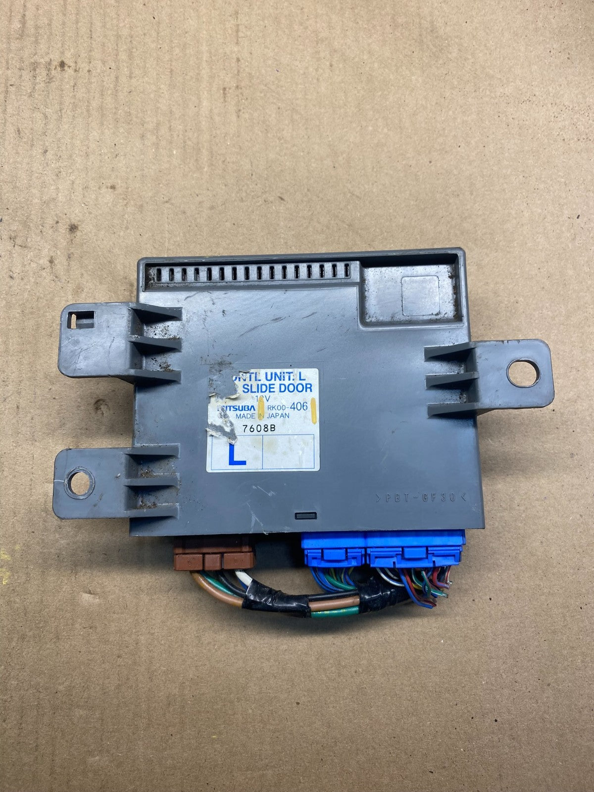2005 - 2007 Honda Odyssey Rear Left Driver Sliding Door Module AE6423 DW0