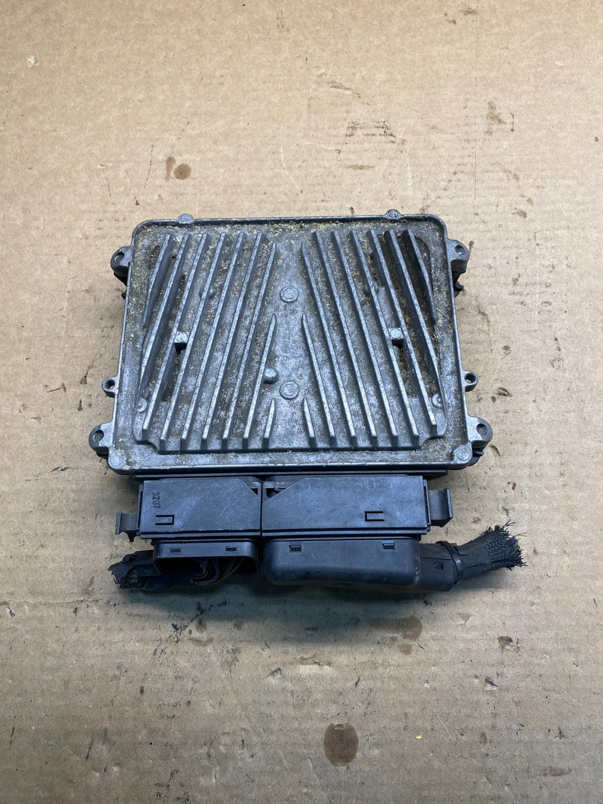 2007 - 2011 Mercedes CL550 S550 ECU ECM Engine Control Module Unit ae0032 DG1