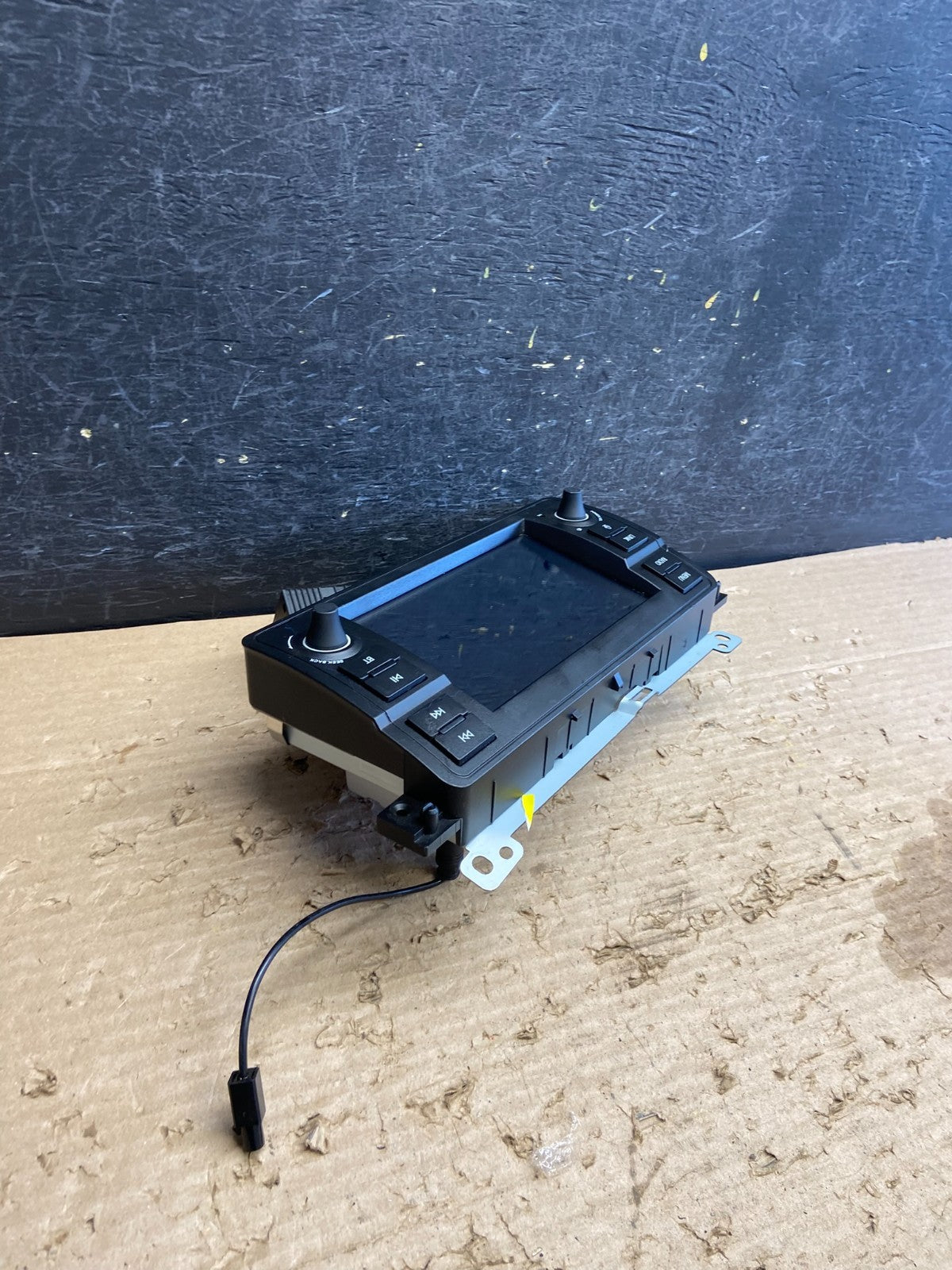 1998 to 2006 BMW 3 Series(E46)/M3 Aftermarket Radio Replacement AG88231