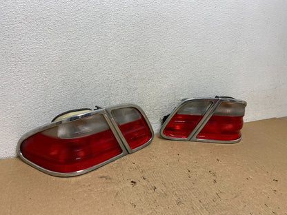2000-2002 Mercedes-Benz E-CLASS E430 Left+Right Side Tail Lights AF82432