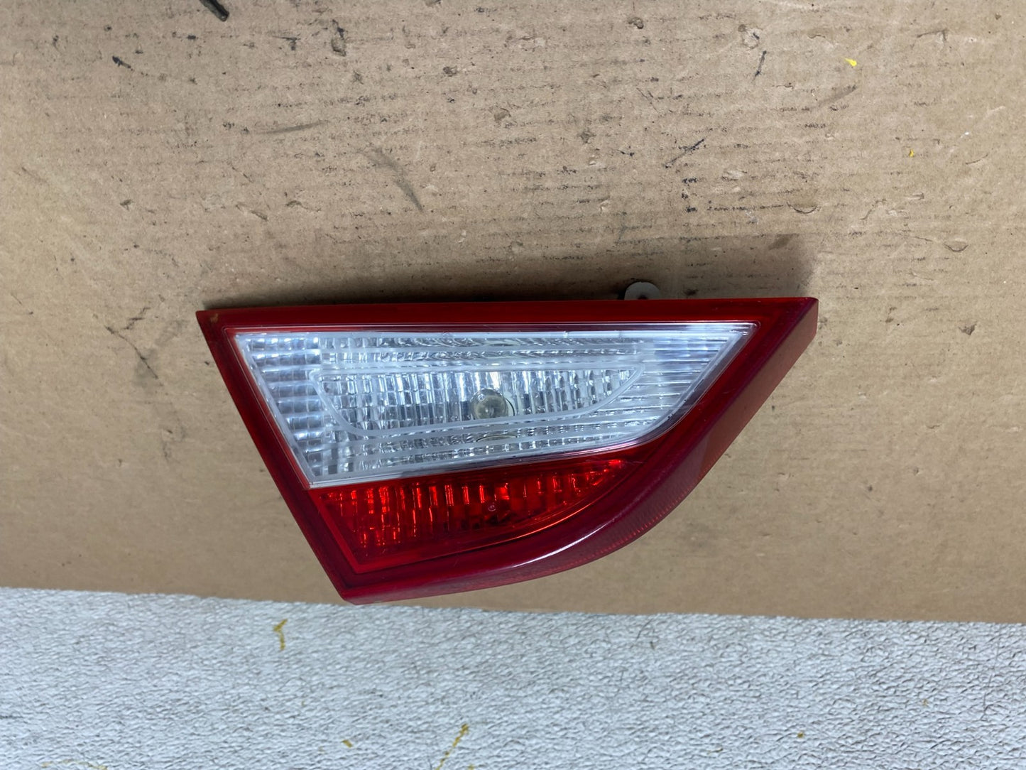 2011 2012 2013 2014 Hyundai Sonata Left Driver Inner Tail Light Oem O9795 DW0
