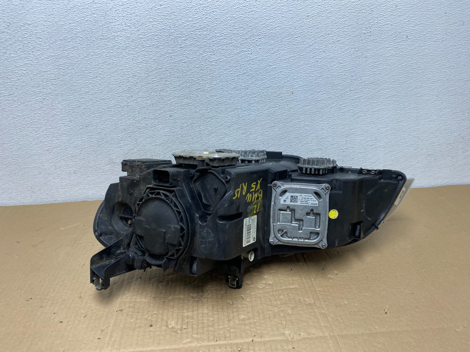2011 to 2013 BMW X5 Right Passenger RH Side Headlight Xenon HID OEM AC3836 DW8