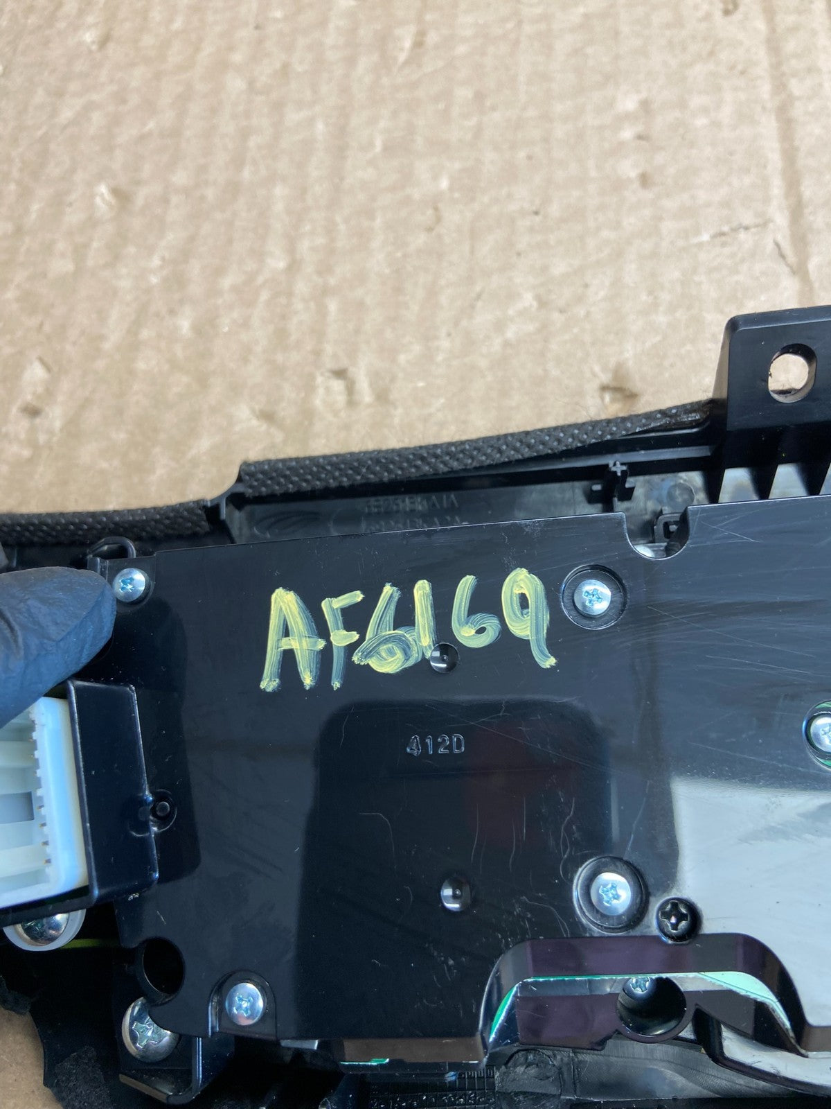 2013 to 2018 Nissan Pathfinder Radio Audio Climate Control AF6169 DG6