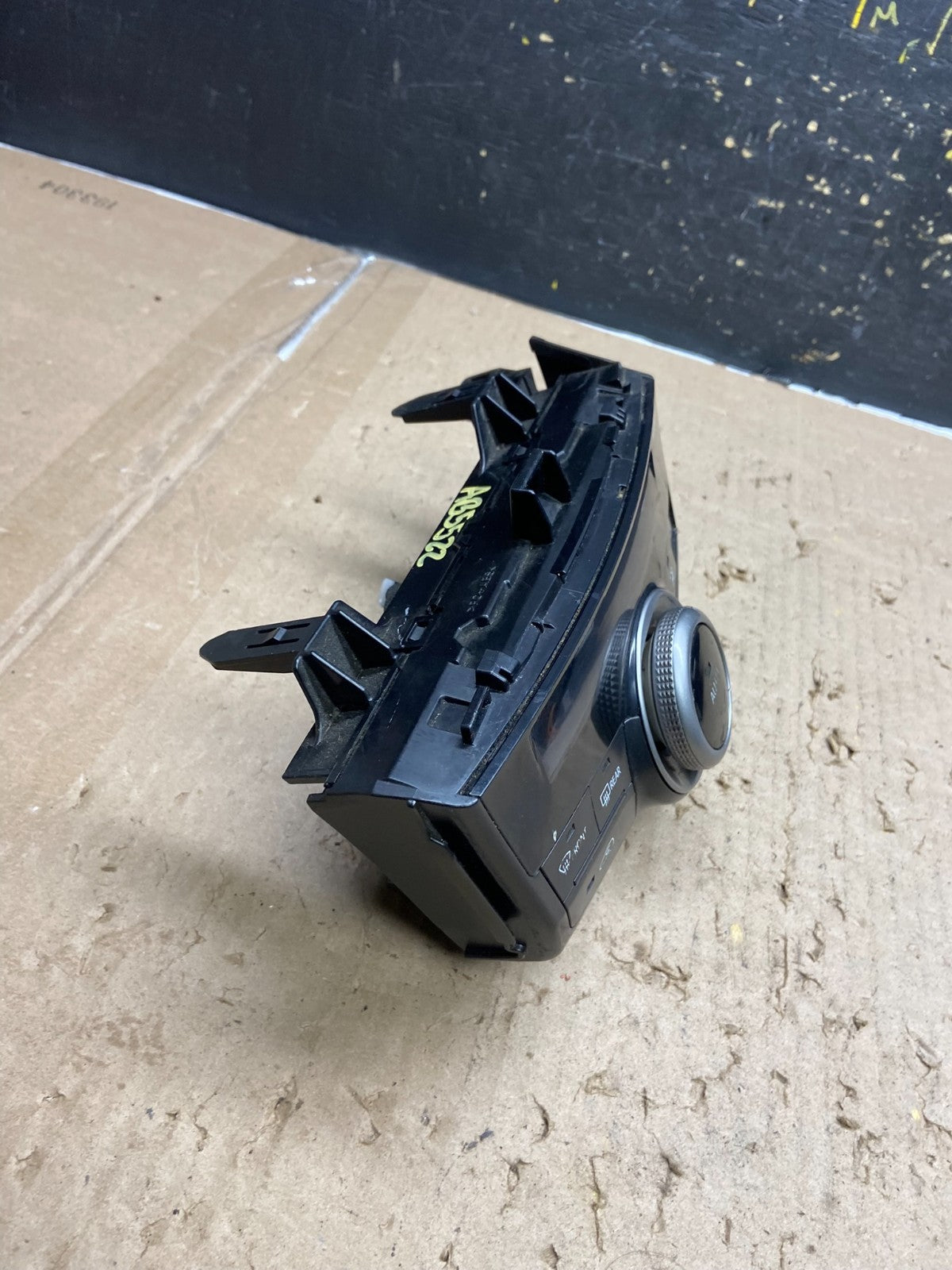 2015 to 2018 Toyota Prius V  Heater Climate Control Unit Switch AB5522 DG1