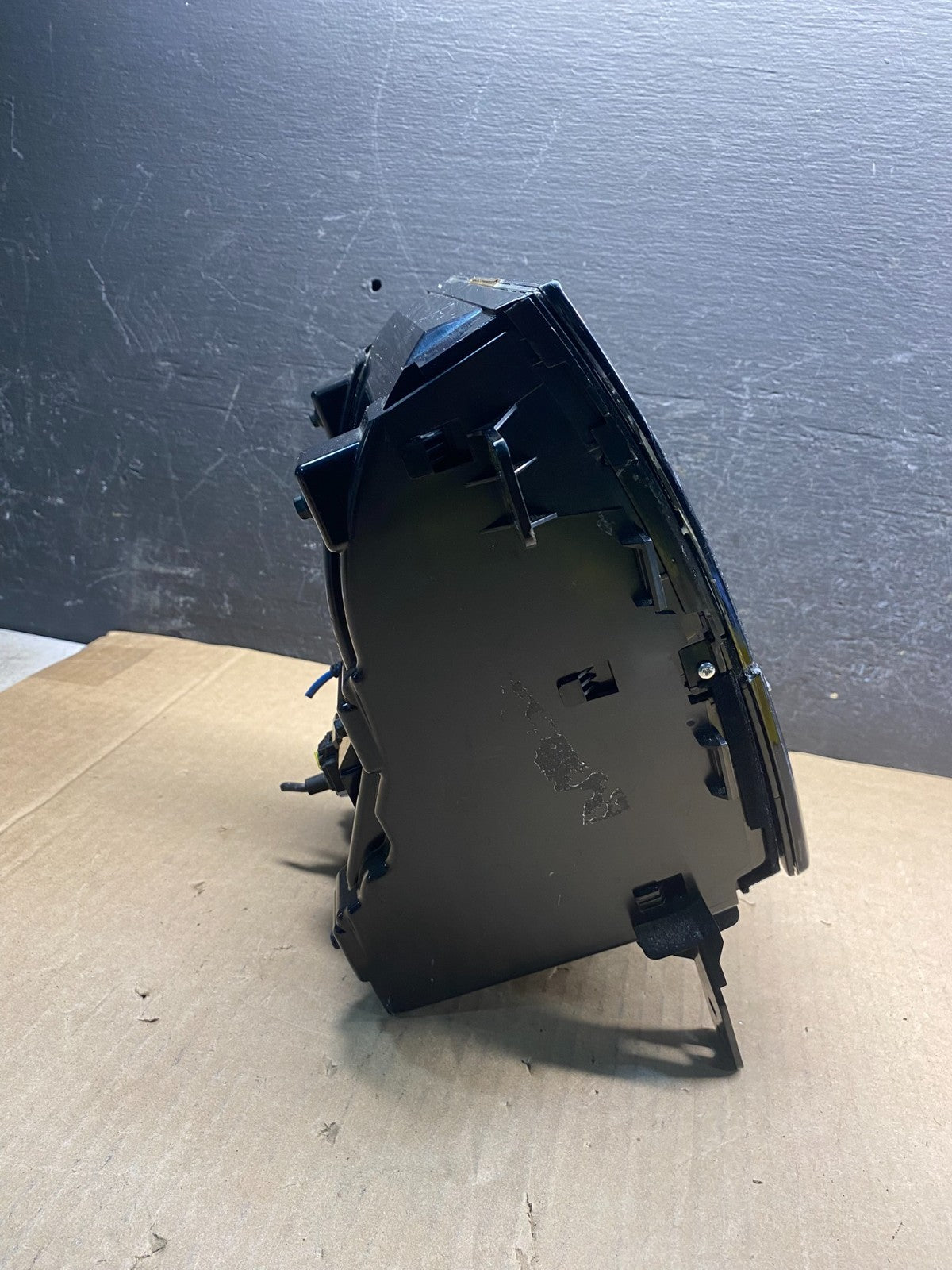 2013-2016 Cadillac SRX Radio Display Screen Control Panel ae7892 DG2