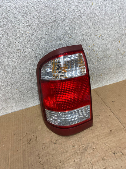 1999 to 2004 Nissan Pathfinder Left Driver Lh Side Tail light AI5575 LK2