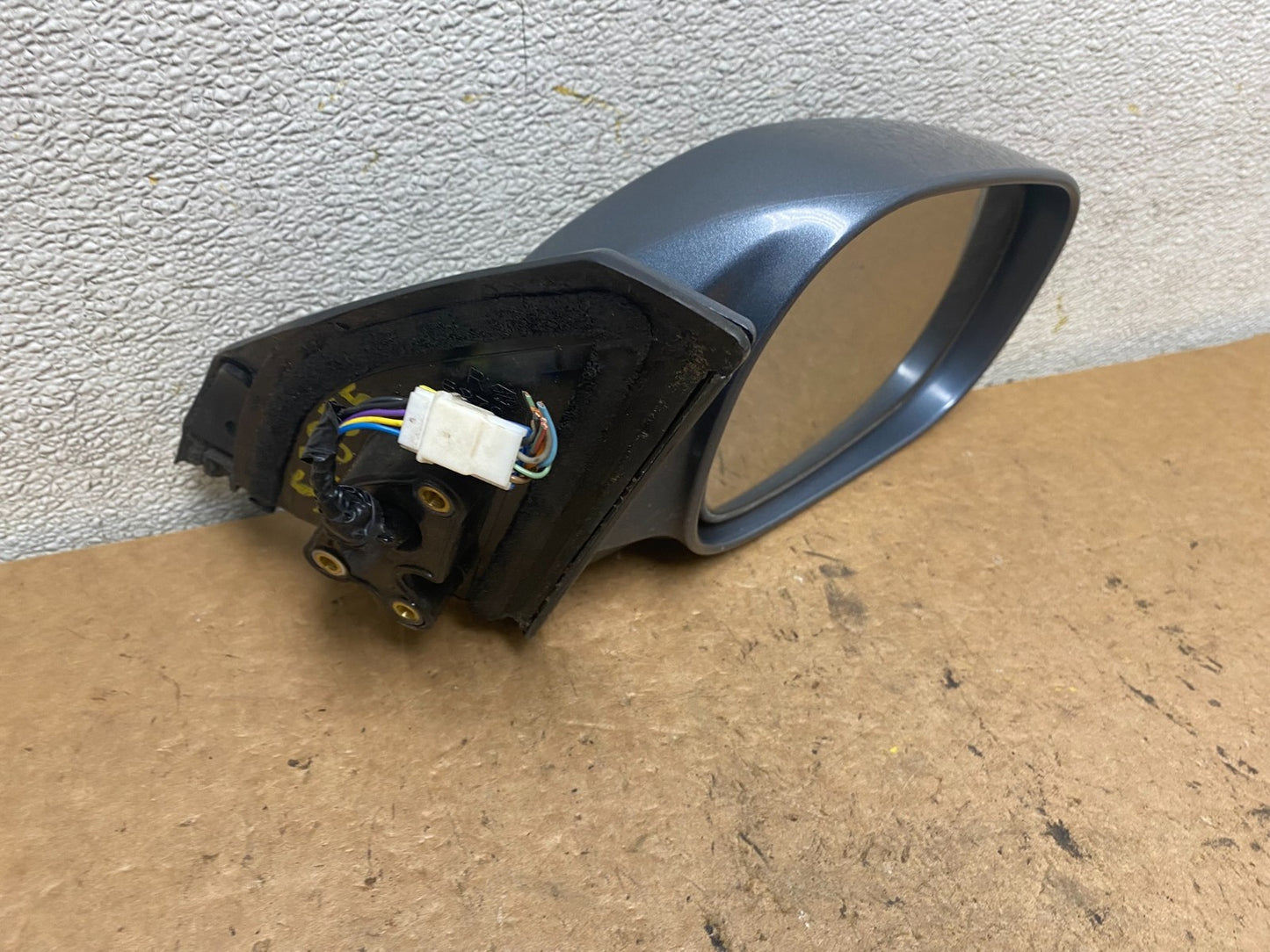 2004 - 2006 Suzuki Grand Vitara XL-7 Right Passenger View Door Mirror S7885 DG8