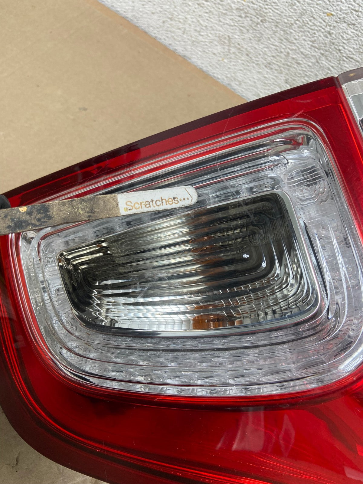 2011 2012 2013 2014 2015 Ford Explorer Right Passenger RH Tail light AI2438 LK3