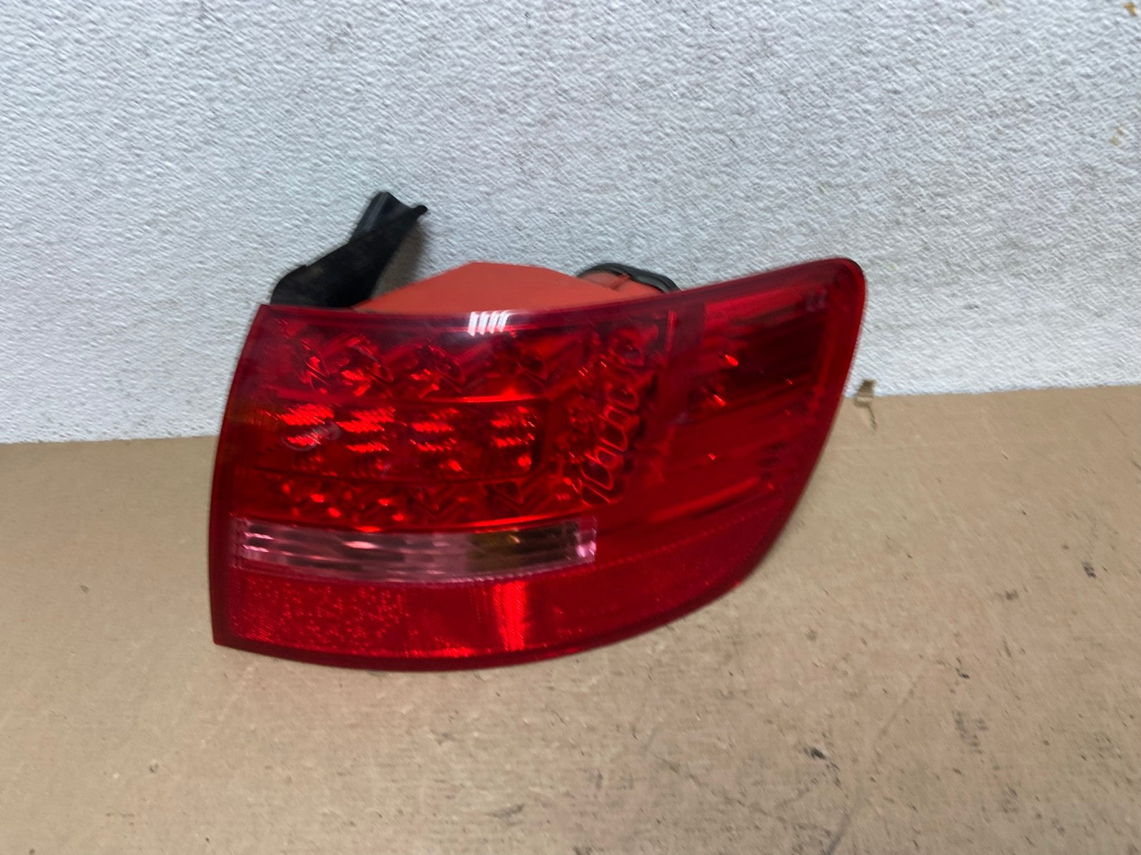 2006 2007 2008 Audi A6 Avant Wagon Right RH Side Tail Light AF5131 LK0