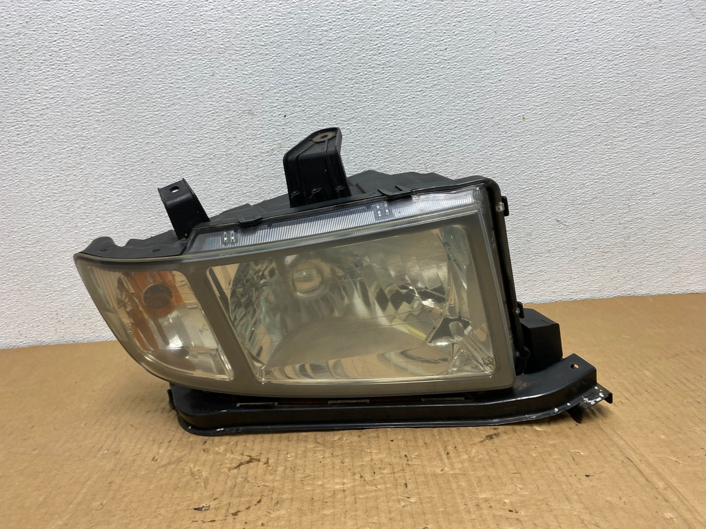 2006 2007 2008 Honda Ridgeline Right Passenger Halogen Headlight AC7640 DW0