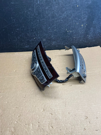 2011 2012 2013 Infiniti M37 Front Temperature Climate Control Panel AF2498 DG2