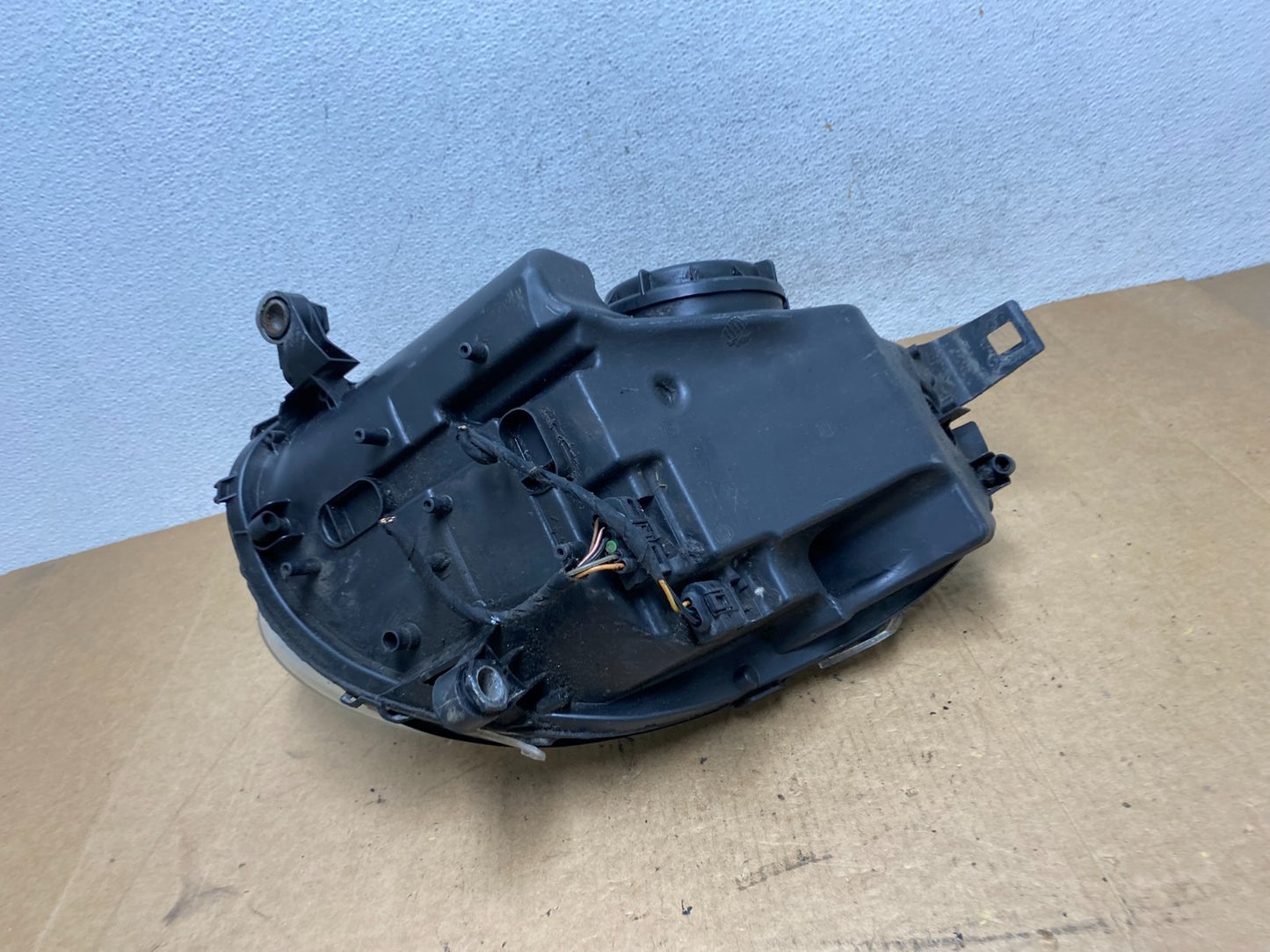 Halogen 2006 2010 Mercedes W251 R-Class Right Passenger Headlight AE3290 DW6