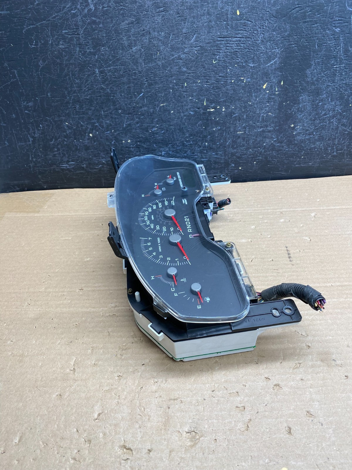 2000 2002 Ford Expedition Speedometer Instrument Gauge Cluster AG6305 DG1