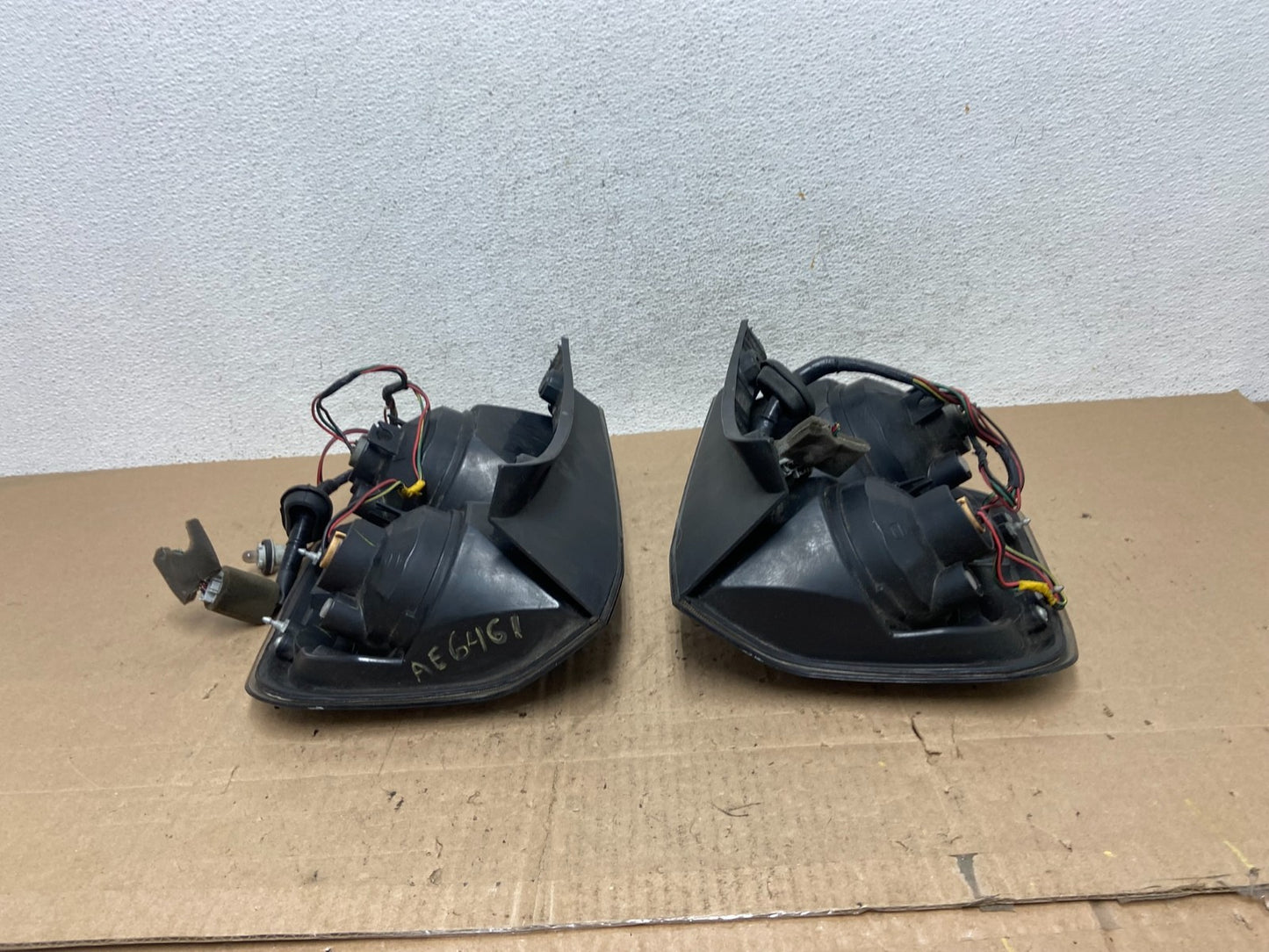2003 to 2008 Honda Pilot Left+Right Set Side Black Tail Lights AE6461 DG7