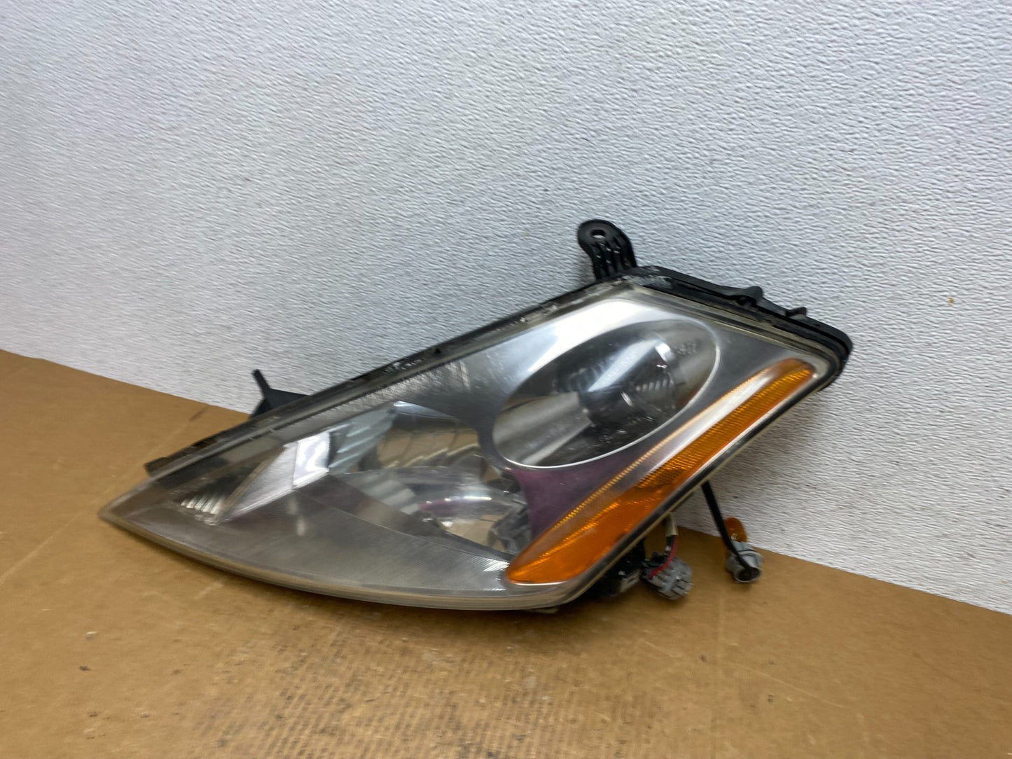 2003 to 2007 Nissan Murano Headlight Halogen Left Driver LH AE0639 DW1