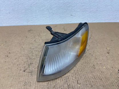 1993 to 1997 Toyota Corolla Left Driver LH Corner Marker Turn Signal AC1632 DW2