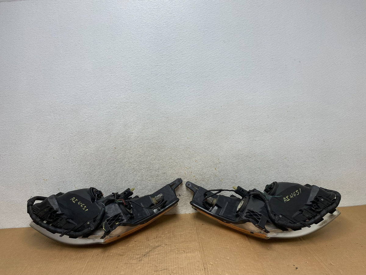 Sedan 2010 2011 2012 Nissan Altima Headlights Halogen Left+Right Side AI4651 DW10