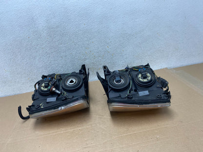 2007 - 2014 GMC Sierra Left+Right Side Halogen Headlights AH9340 DW20
