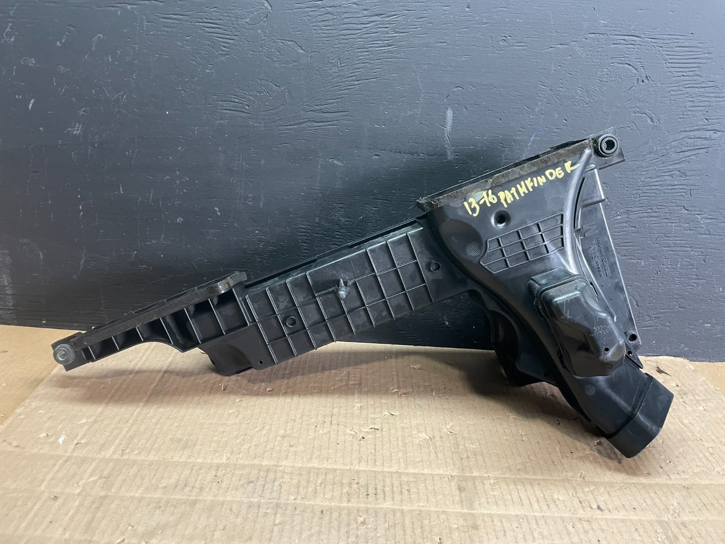 2013 to 2016 Nissan Pathfinder Upper Air Intake Duct OEM ab7815 DG5