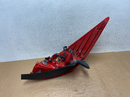 2007 - 2012 Nissan Versa Hatchback Right Passenger Side Tail Light AI6675 LK5