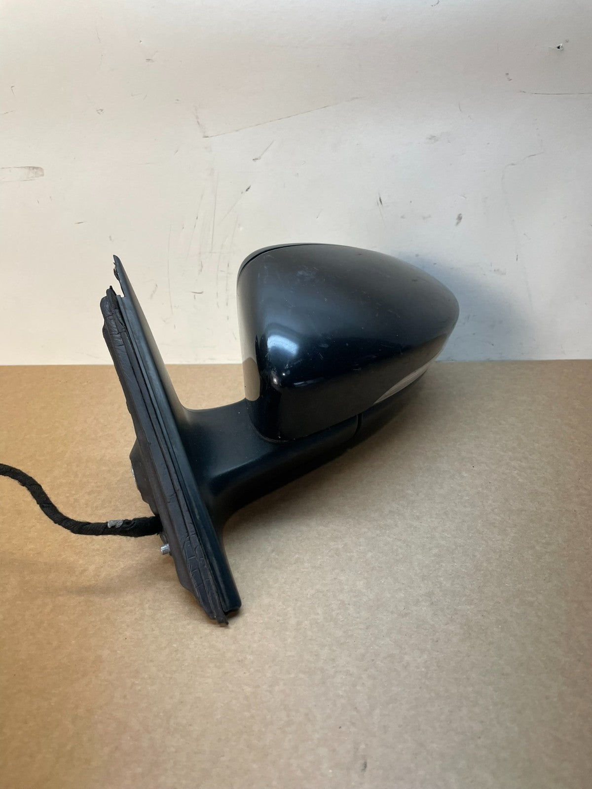 2012 to 2016 Volkswagen Passat Left Driver LH Turn View Door Mirror AG2793 MS1
